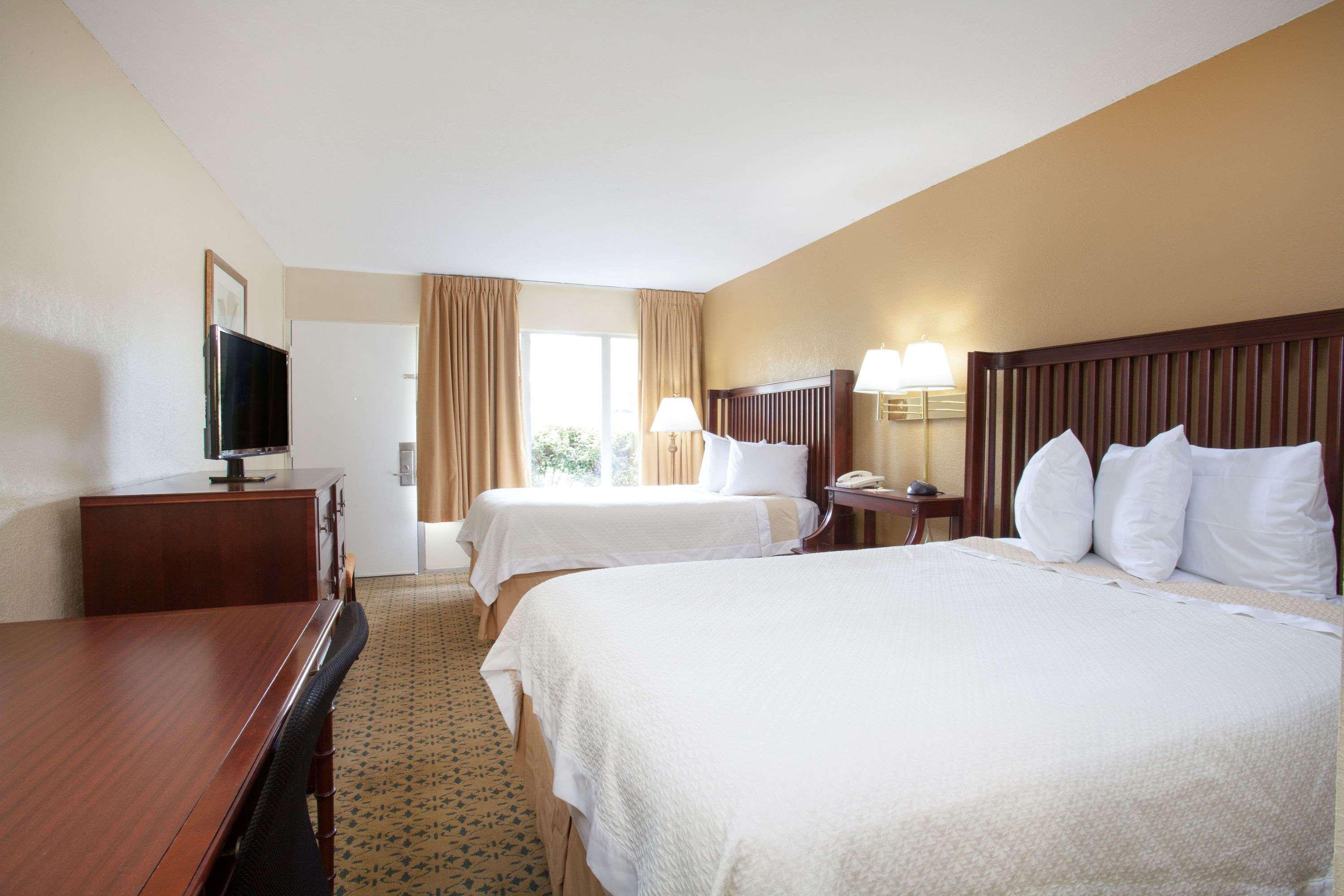 Days Inn By Wyndham Daytona Beach Speedway Eksteriør bilde